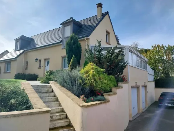 Maison 9 pièces 131 m²