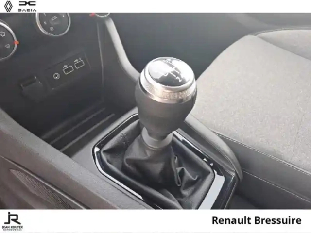 Renault Clio 1.5 dci 100ch evolution - 25 — photo 6