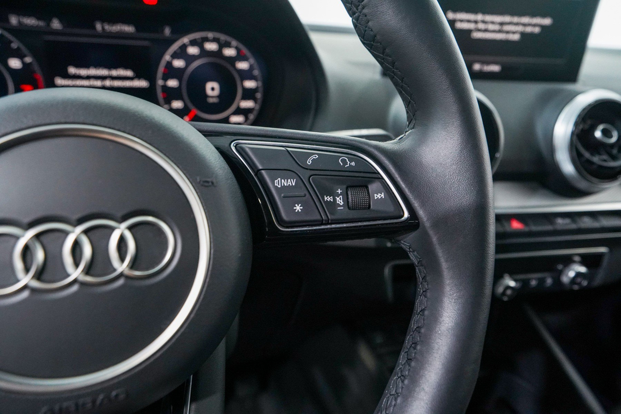 Audi Q2 — photo 19