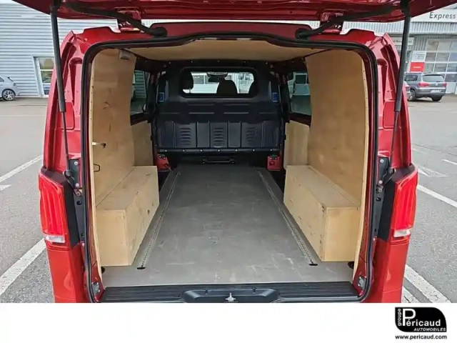 Mercedes Vito fourgon 119 cdi long bva rwd — photo 10