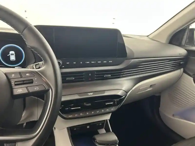 Hyundai I20 1.0 t-gdi 100 dct-7 hybrid 48v — photo 43
