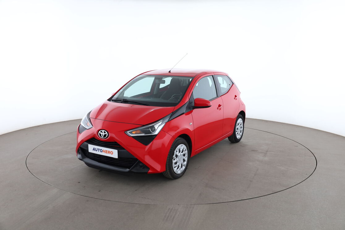 Toyota Aygo 1.0 VVT-i X-Play — photo 1