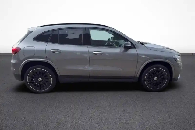 Mercedes Gla 250 e hybrid eq 8g-dct — photo 7