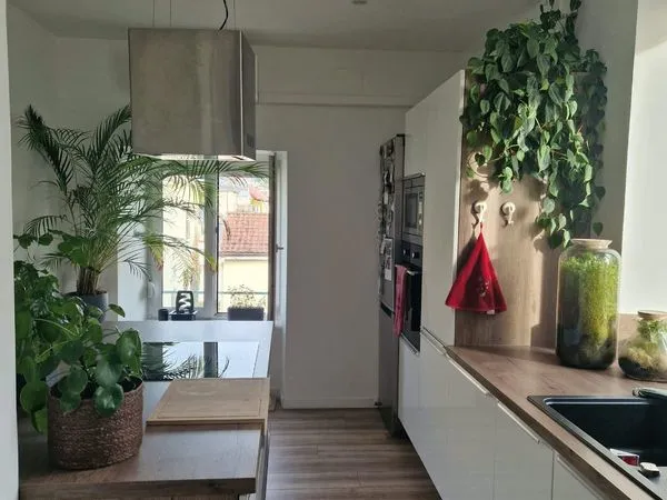 SELONCOURT CENTRE - APPARTEMENT 56m2 RENOVE - 2 CHAMBRES - DPE B / PAC + CLIM - TRIPLE EXPOSITION