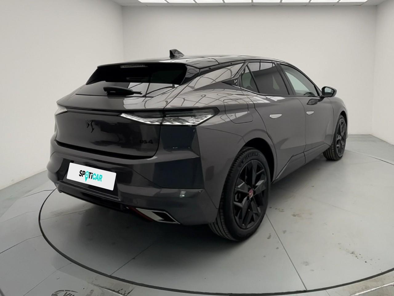 Ds Ds 4 puretech 130 eat8 performance line — photo 5