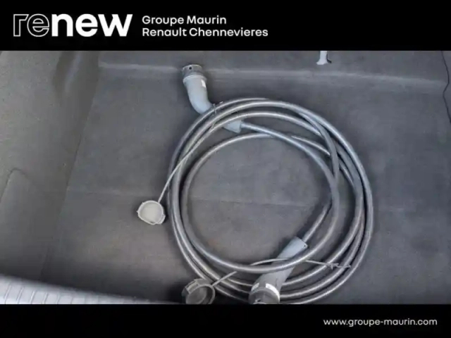 Renault Megane e-tech electric ev60 220ch techno super charge -b — photo 9