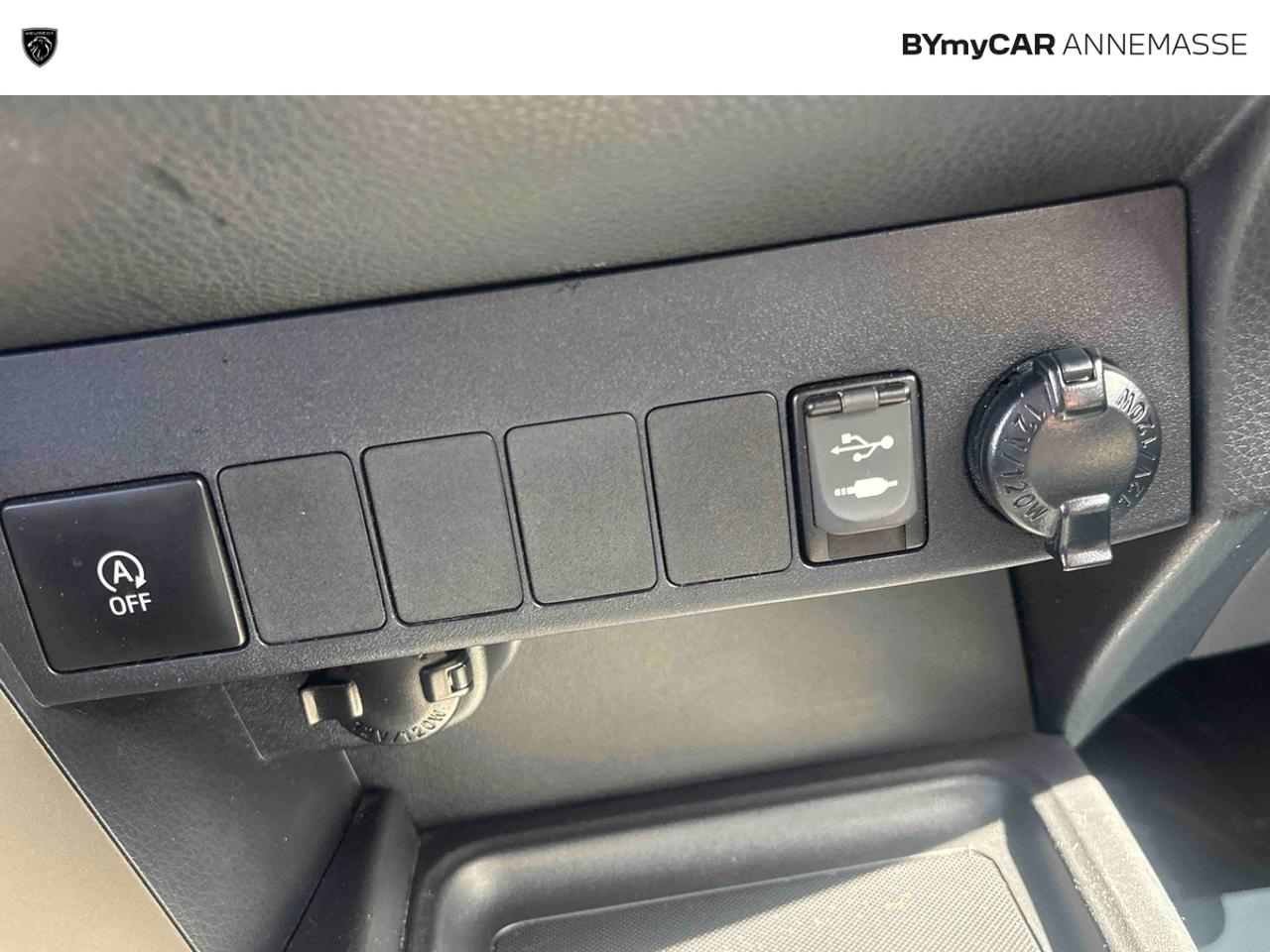 Toyota Rav4 124 d-4d 2wd life — photo 24