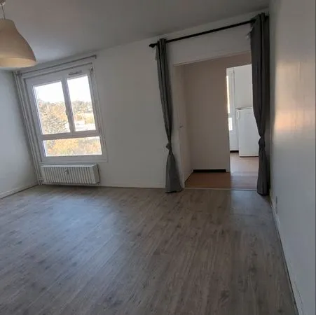 À vendre - Appartement 31 m² - Saint-Étienne (42100) - 38 900