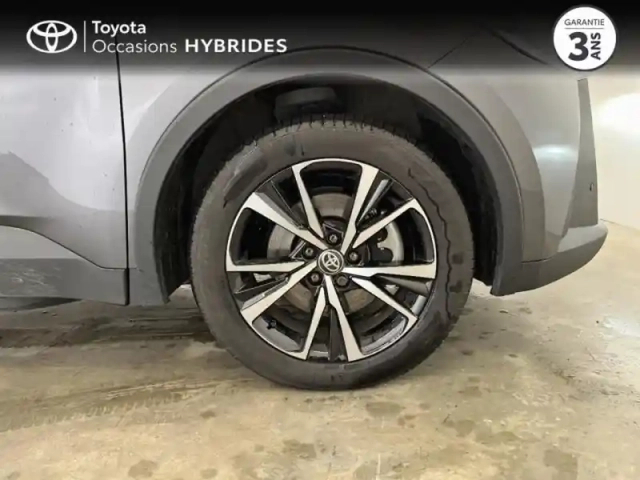 Toyota C-Hr 2.0 hybride rechargeable 225ch design my25 — photo 8