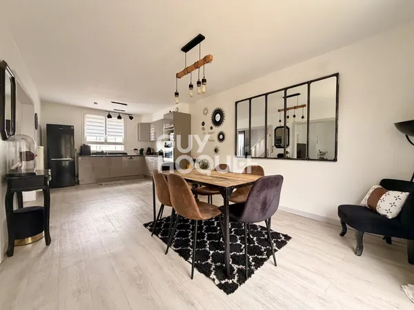 Maison à vendre de 5 pièces de 83.37 m² à REIMS