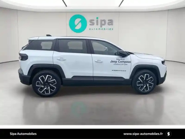 Jeep Compass 157 kw 4x2 — photo 9