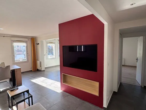 Appartement refait à neuf T3 - 69m2 - grand box
