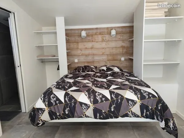 Appartement / Maison 2 pièces terrasse entre Versailles et Paris