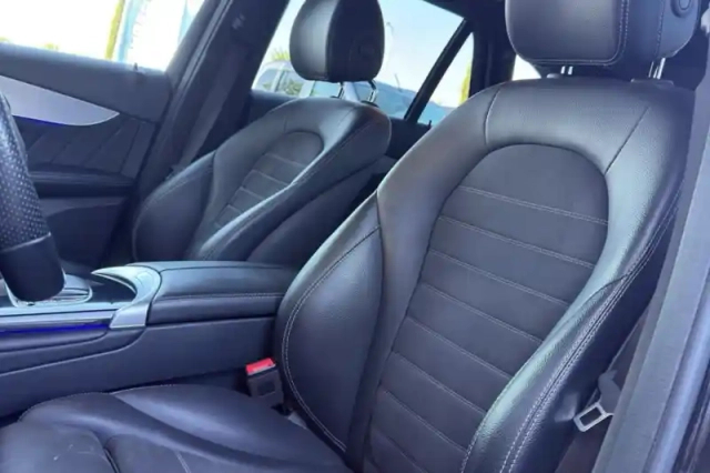 Mercedes Glc 300 de 9g-tronic 4matic — photo 10