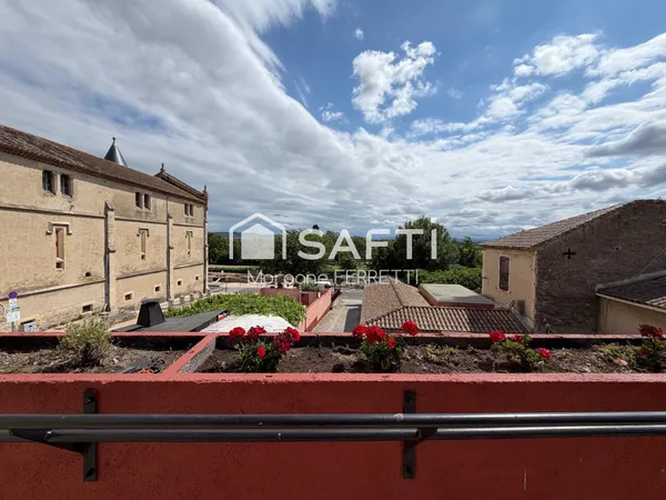 MAISON 260 M² ENVIRON AVEC PISCINE SUR TERRAIN DE 497 M²