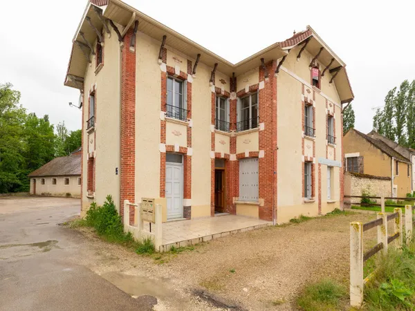MALIGNY, proche CHABLIS appartement F3 dans joli petit immeuble