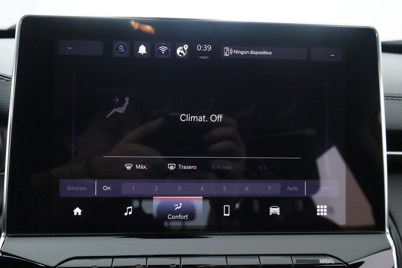Jeep Compass — photo 25
