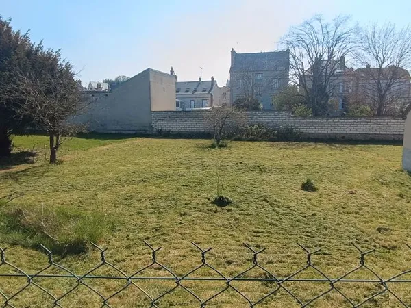 Terrain constructible