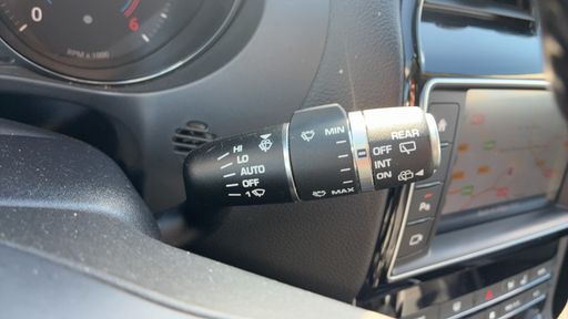 Jaguar F-Pace 2.0 D 163 2WD - Prestige – 2018 – 120482 km – Diesel – Boîte Manuelle — photo 9