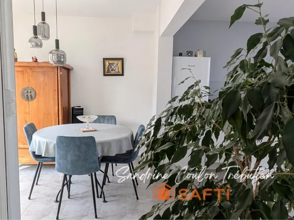 Maison de ville de 67 m² avec terrasse et garage