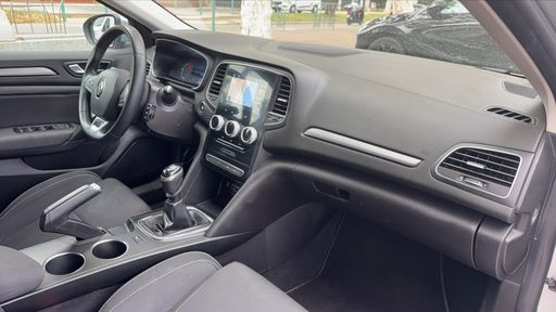 Renault Megane 1.5 Blue dCi 115 - Business – 2021 – 77378 km – Diesel – Boîte Manuelle — photo 30