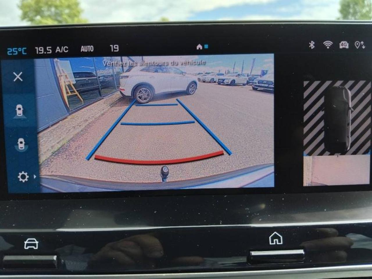 Citroën C4 puretech 130ch s&s shine pack eat8 — photo 17
