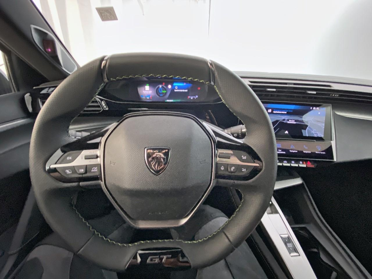 Peugeot 308 plug-in hybrid 195 ch e-dcs7 gt — photo 12