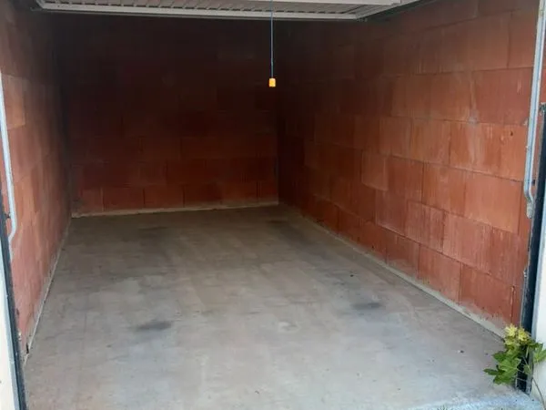 Garage / Box fermé 13,5 m² - Villiers-sur-Orge