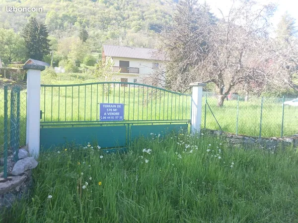 Terrain 570m2 constructible