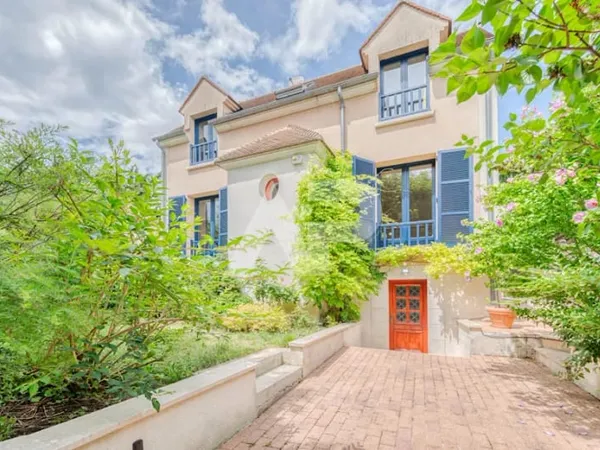 Maison 6 pièces 170 m²