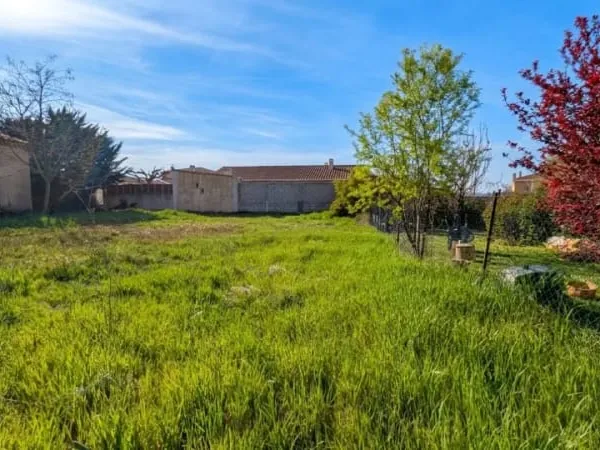 Terrain 500 m²