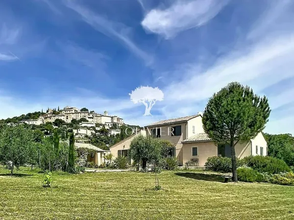 Villa 6 pièces 170 m²