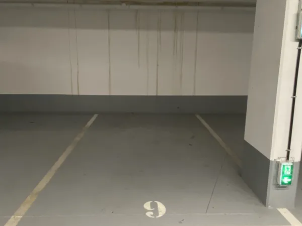 Loue parking 10m²