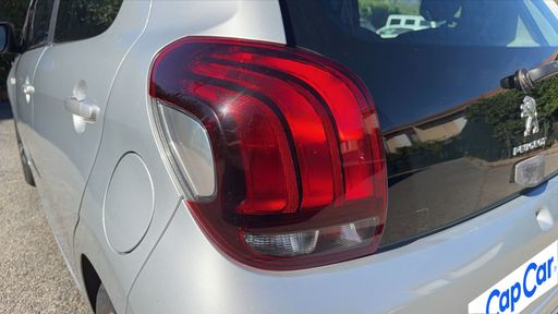 Peugeot 108 1.2 PureTech 82 - Allure – 2017 – 44403 km – Essence – Boîte Manuelle — photo 5