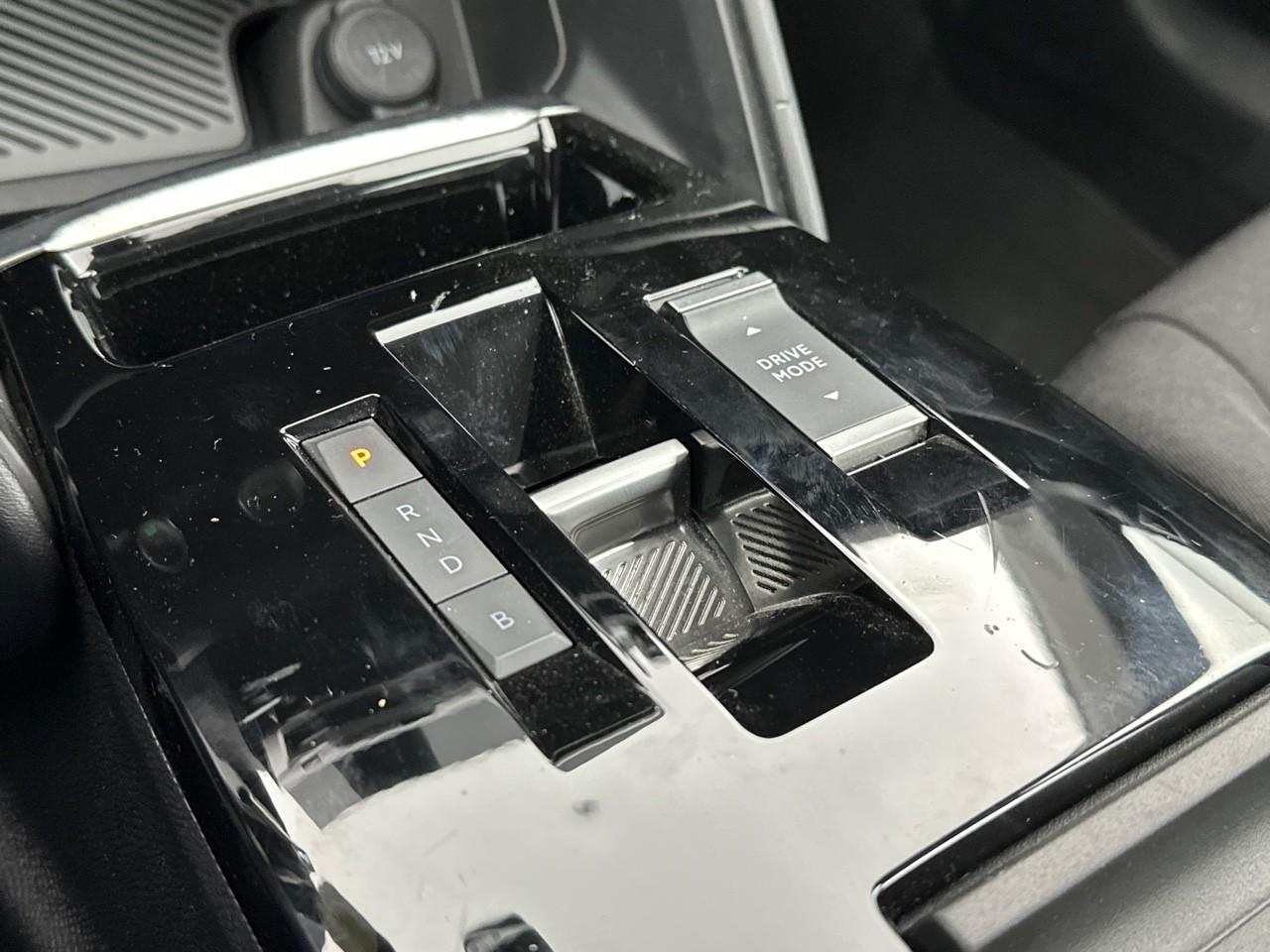 Citroën C4 e-c4 136 ch automatique live — photo 29