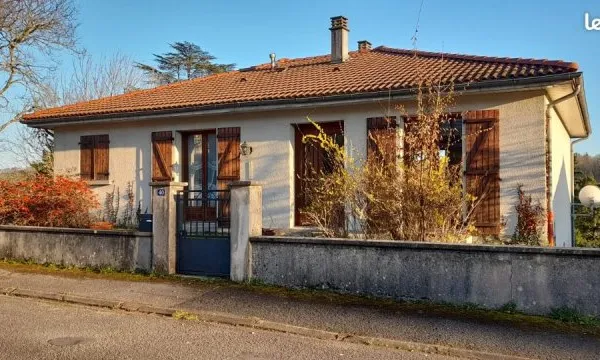 Maison TRES BELLE VUE SUR LA VIENNE, à 10 mn de Limoges, 110m2 (DPE D)