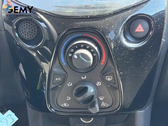 Peugeot 108 vti 72ch s&amp;s bvm5 — photo 33