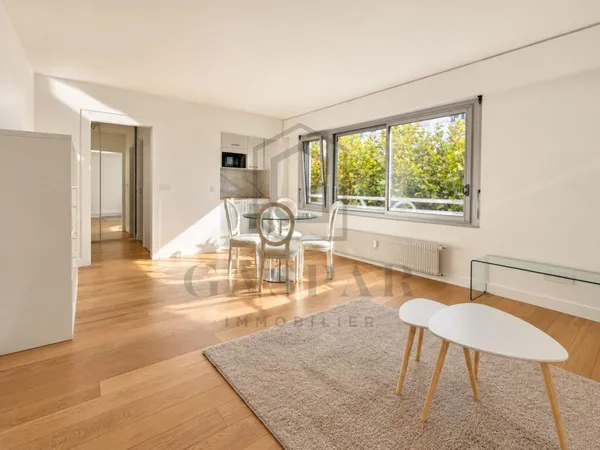Loue studio - 30.72 m² - 1 pièce - Boulogne-Billancourt 92100