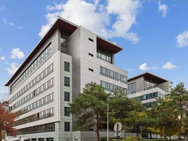 Bureaux 2009 m²