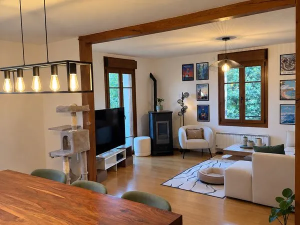 Grilly - Location T3 appartement 80 m², balcon sud, garage + parking + cave