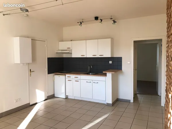 T2 non meublé à deux pas du centre ville