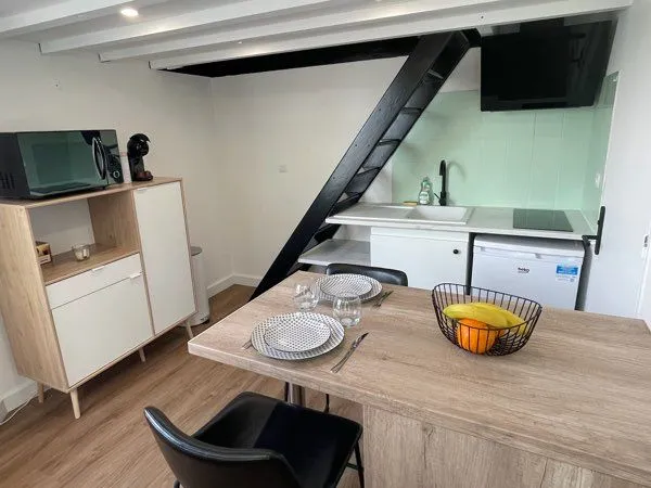 Studio duplex meublé 20 m² - La Rochelle - Tout compris