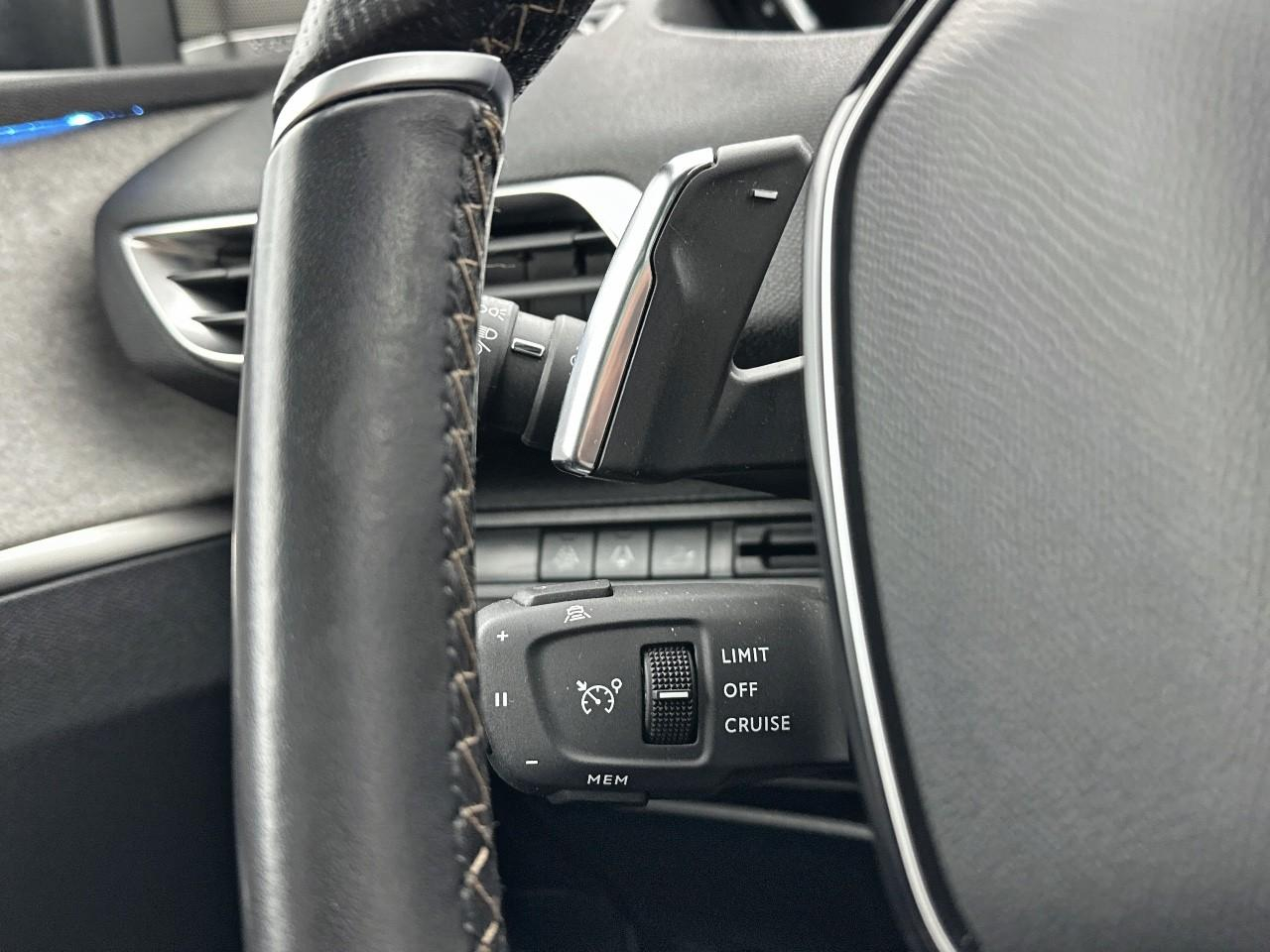 Peugeot 3008 puretech 130ch s&s eat8 gt pack — photo 21