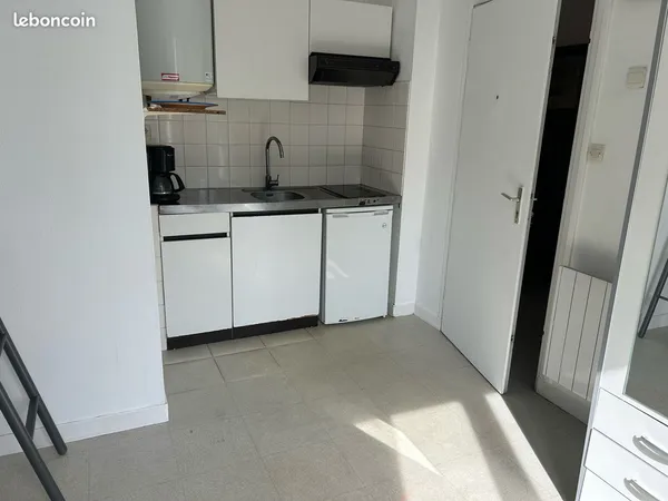 Studio 1 pièce 16 m²