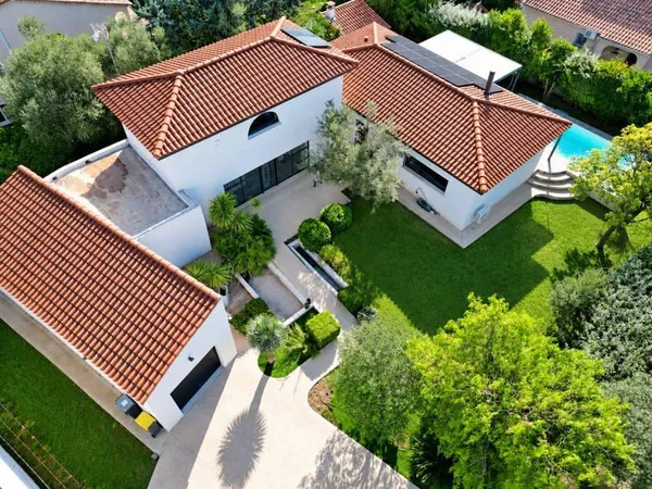 Maison 5 pièces 200 m²