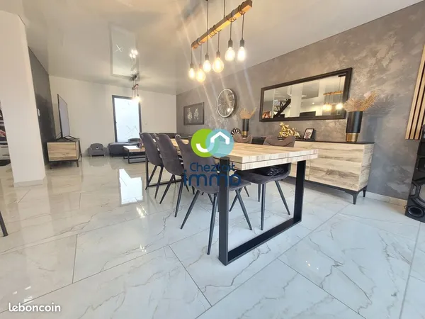 Maison 4 pièces 120 m²
