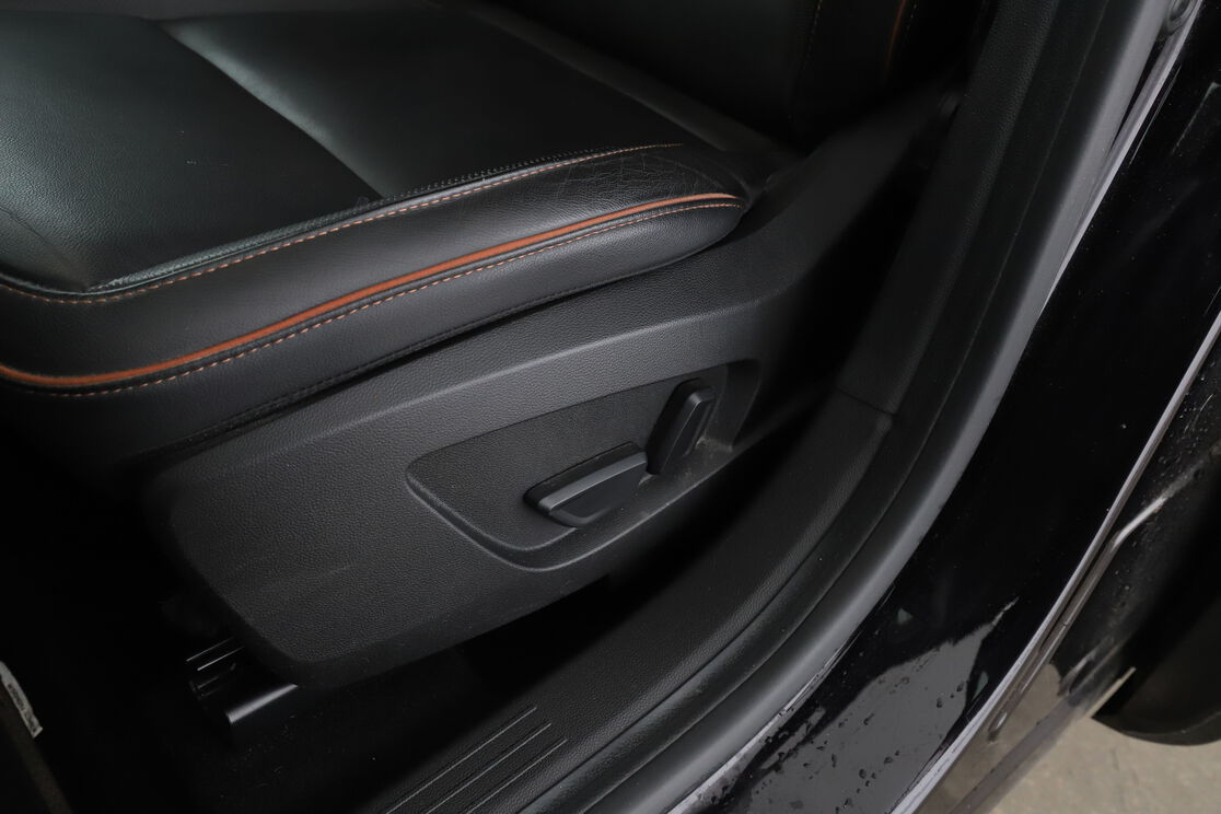 Renault Captur 1.3 TCe Initiale Paris EDC — photo 10