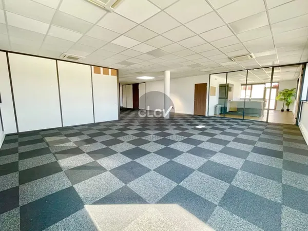 Bureaux 198 m² TECHLID 69140 CHAMPAGNE AU MONT D' OR