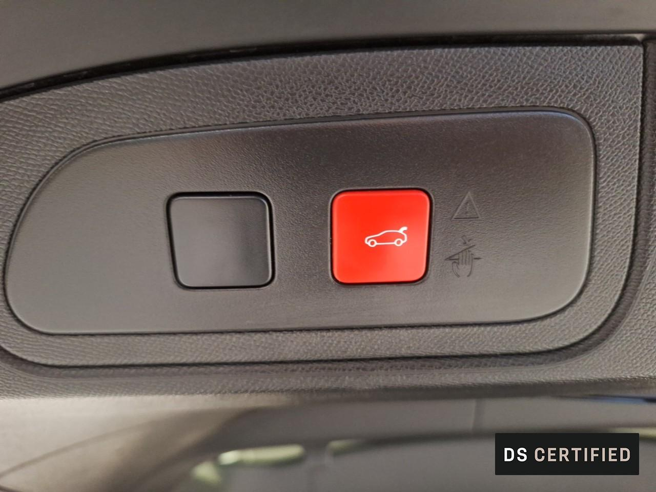 Ds Ds 7 crossback crossback hybride e-tense 300 eat8 4x4 rivoli — photo 15
