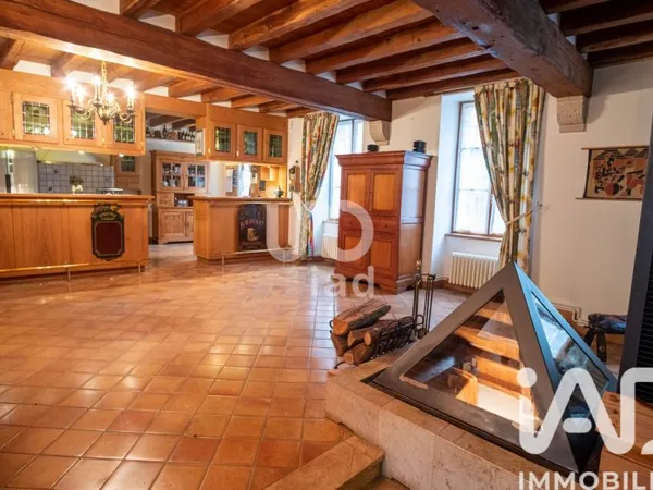 Maison 5 pièces 183 m²